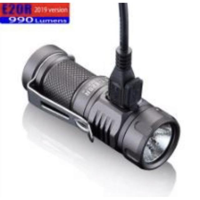 Jetbeam フラッシュライト 990LM トーチライト 16340バッテリー付き Jetbeam フラッシュライト 990LM トーチライト 16340バッテリー付きの